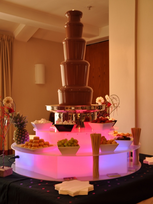 шоколадный фонтан